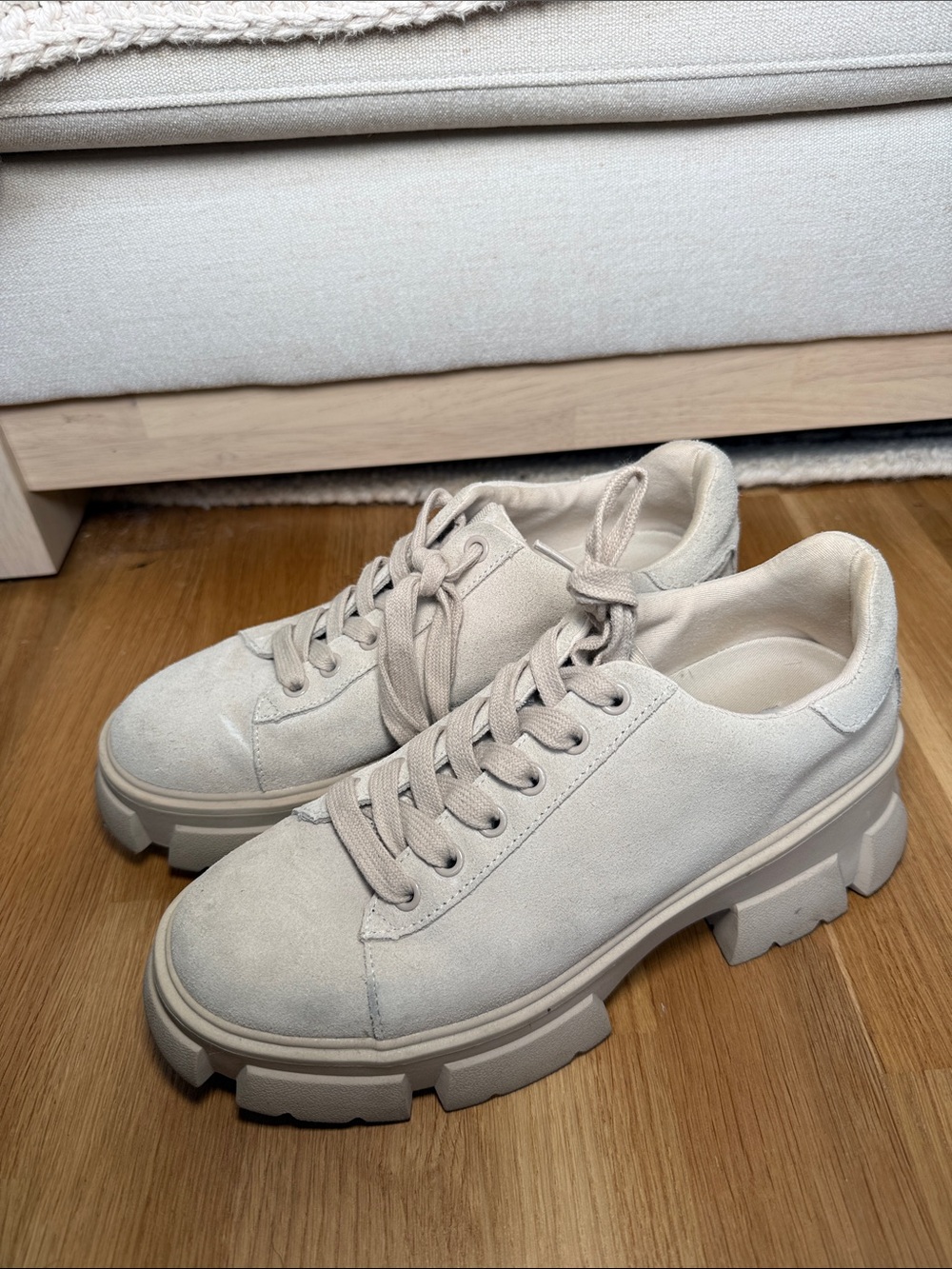 Steve Madden Beige Suede Sneakers